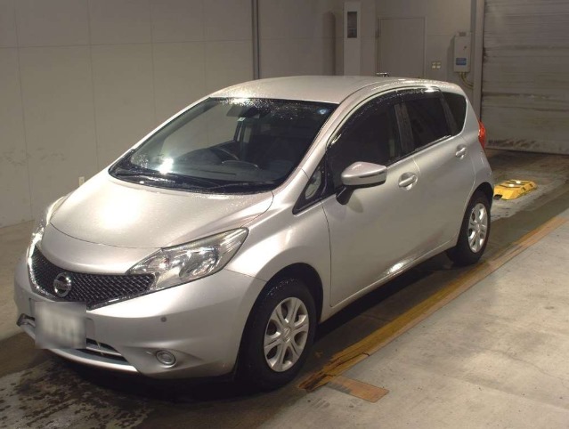 Nissan Note 2015 Silver