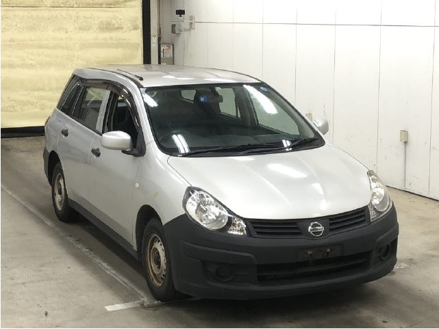 Nissan AD Van 2015 Silver