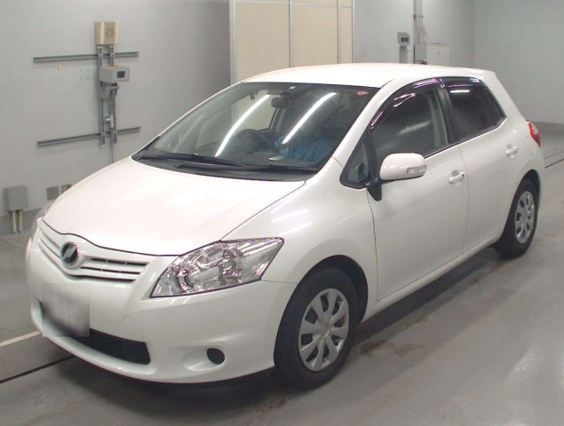 Toyota Auris 2010 Pearl White