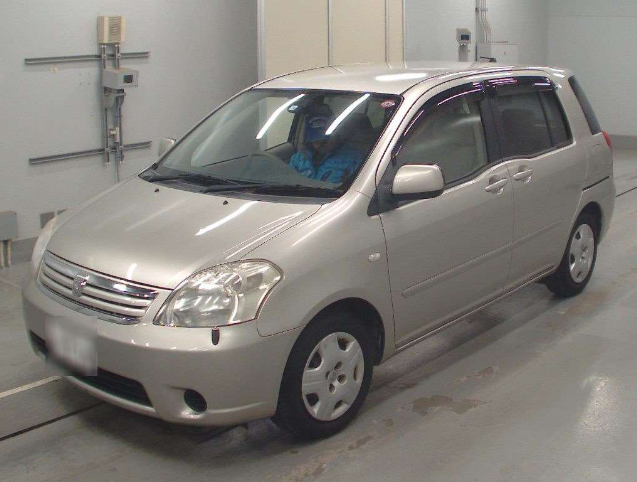 Toyota Raum 2006 Silver