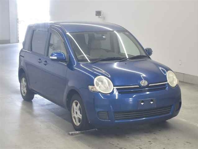 Toyota Sienta 2007 Blue