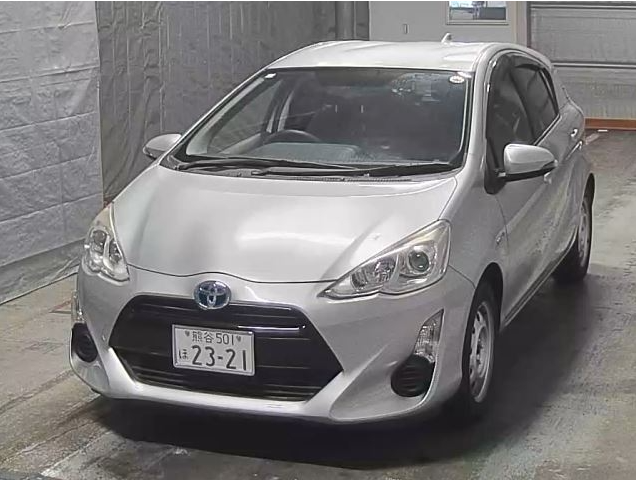 Toyota Aqua 2016 Silver