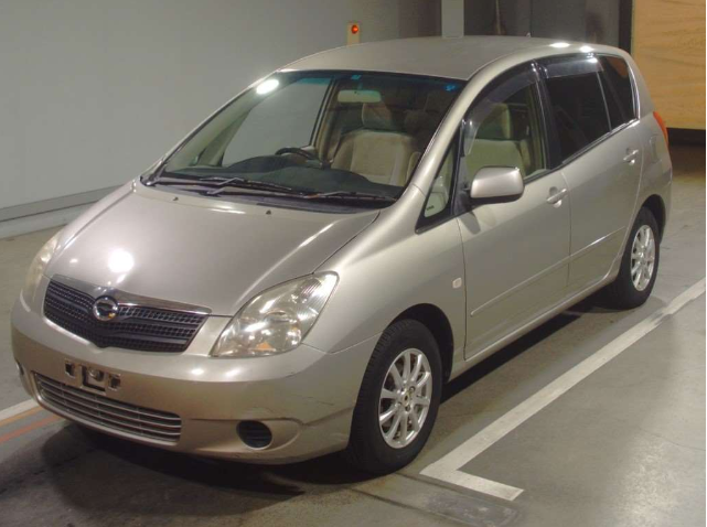 Toyota Corolla Spacio Beige 2001