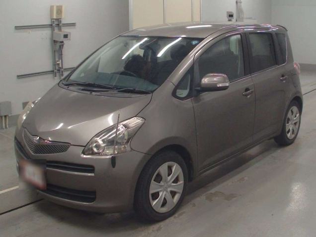 Toyota Ractis 2009 Grey