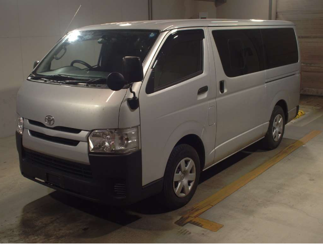 Toyota Hiace Van 2016 Silver