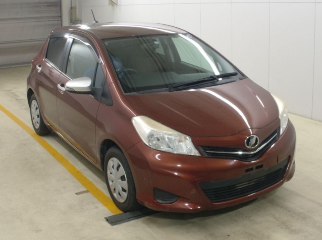 Toyota Vitz 2011 Dark Red