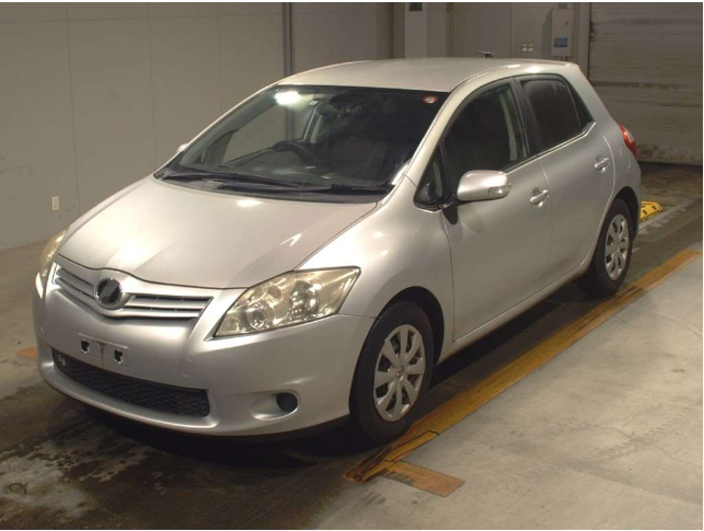 Toyota Auris 2010 Silver