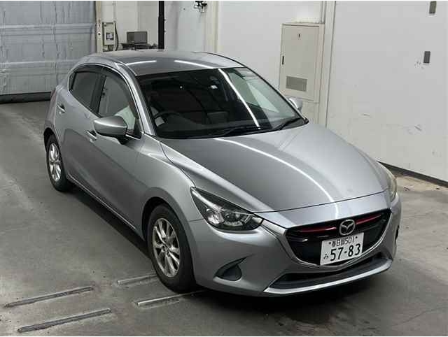 Mazda Demio 2016 Grey