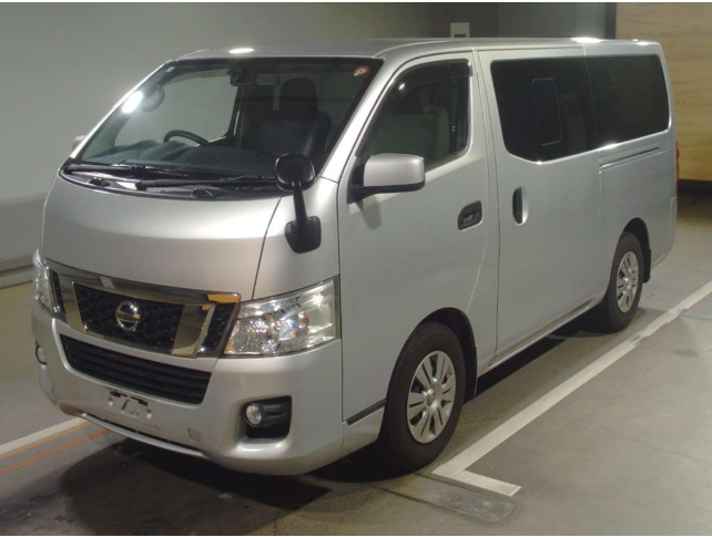 Nissan Caravan Van 2016 Silver