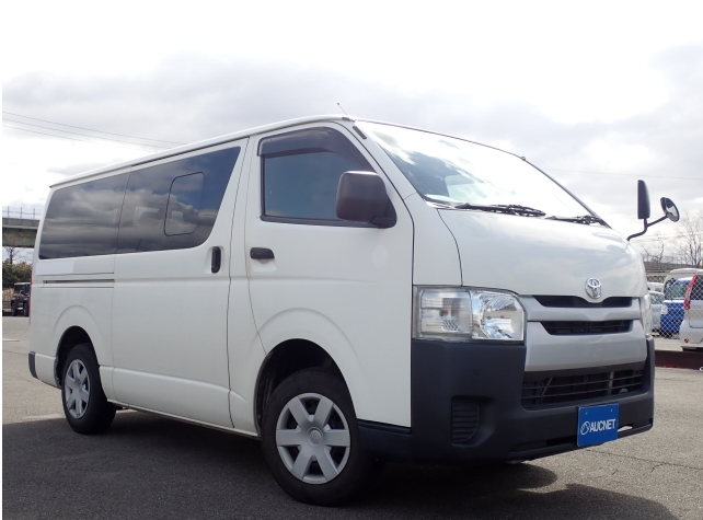 Toyota Hiace Van 2015 White