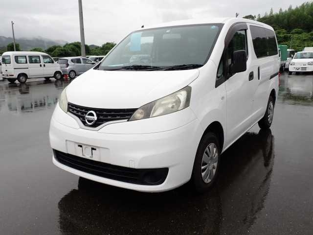 Nissan NV200 2015 White