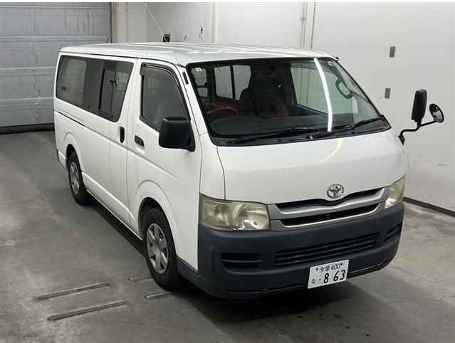 Toyota Hiace Van 2007 White