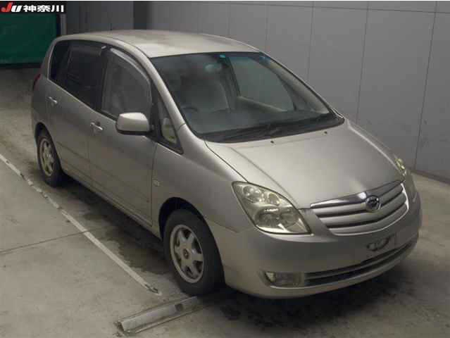 Toyota Corolla Spacio 2003 Gold