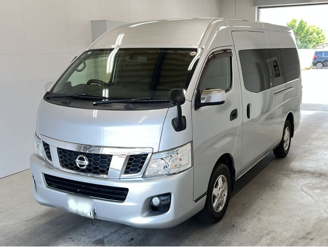 Nissan Caravan Van 2016 Silver