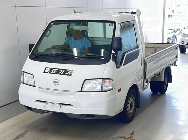 Nissan Vanette Truck 2015 White