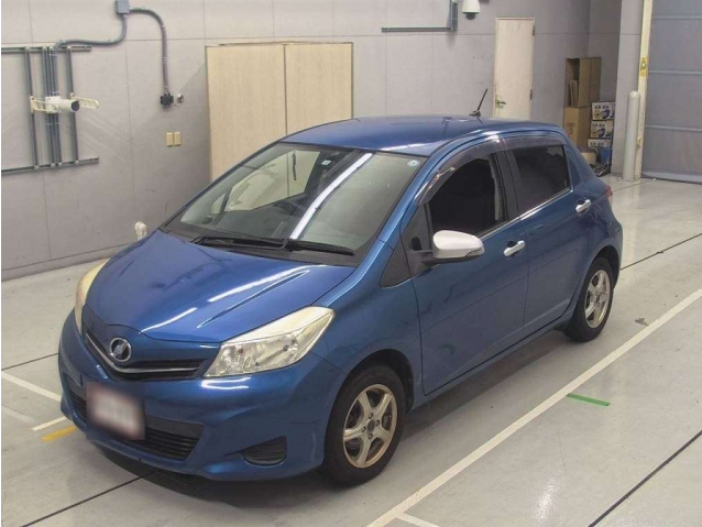 Toyota Vitz 2012 Blue