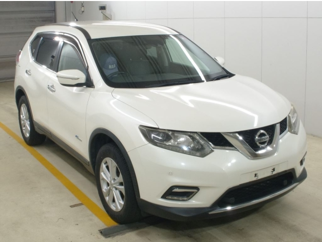 Nissan X-Trail 2015 White