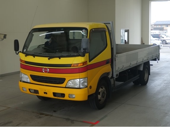 Hino Dutoro 2000 White