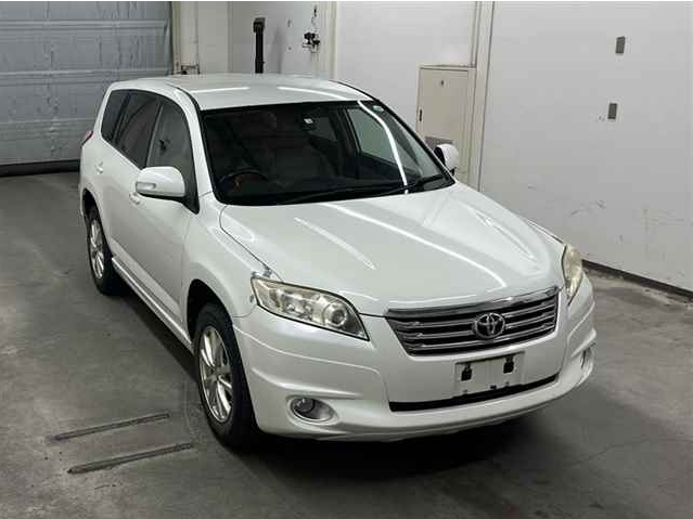 Toyota Vanguard 2008 White