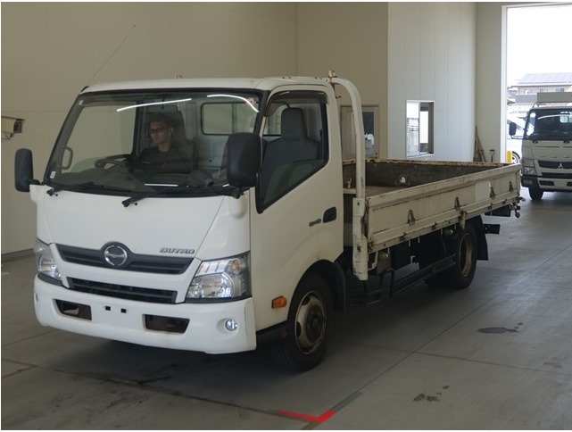 Hino Dutoro 2016 White