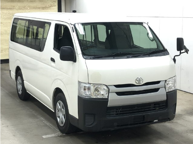 Toyota Hicae Van 2015 White