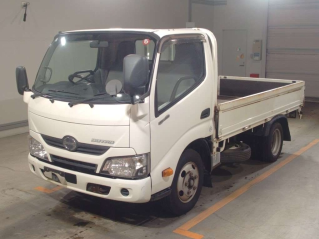 Hino Dutoro 2016 White