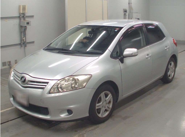 Toyota Auris 2009 Silver