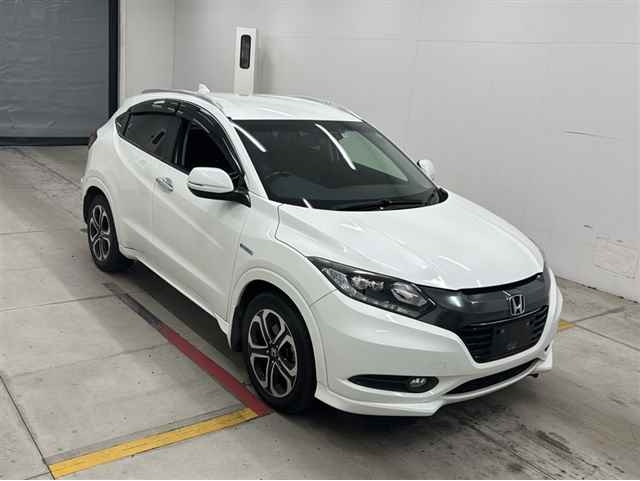 Honda Vezel 2015 White