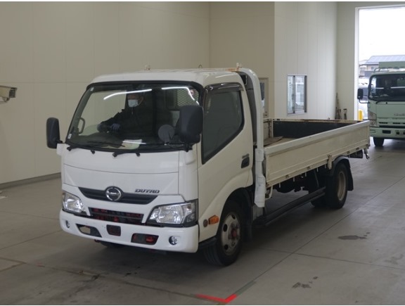 Hino Dutoro 2017 White