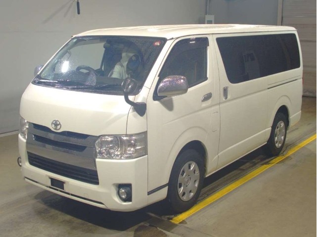 Toyota Regius Van 2015 White