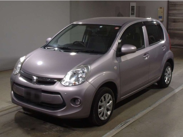 Toyota Passo 2016 Pink