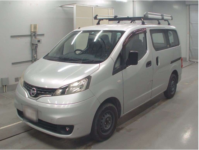 Nissan NV200 2015 Sliver