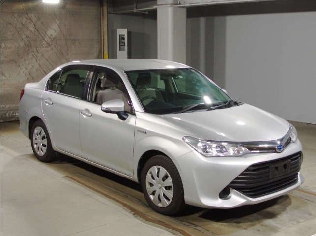 Toyota Corolla Axio 2015 Silver