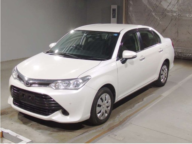 Toyota Corolla Axio 2015 White