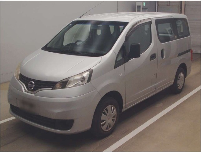 Nisssan Nv200 Silver 2015