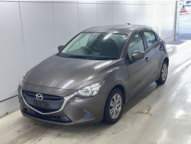Mazda Demio 2016 Brown