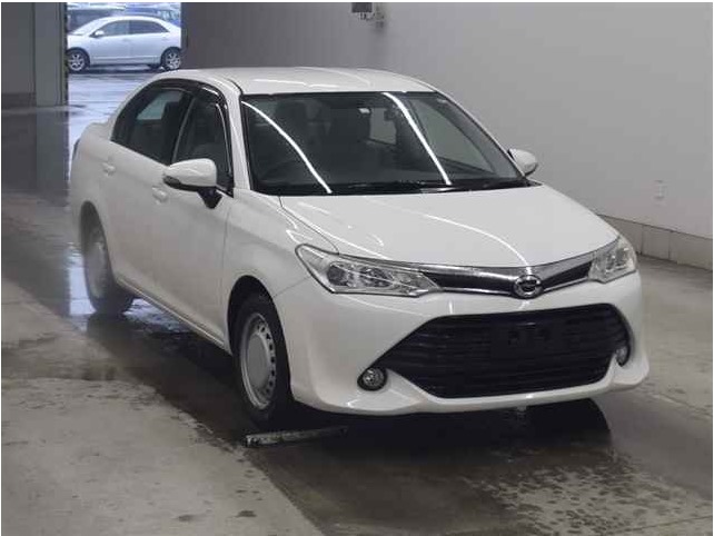 Toyota Corolla Axio 2015 White