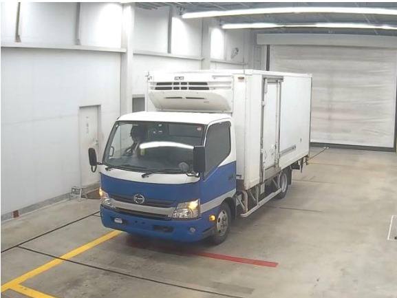 Hino Dutoro Freezer 2016 Blue/White