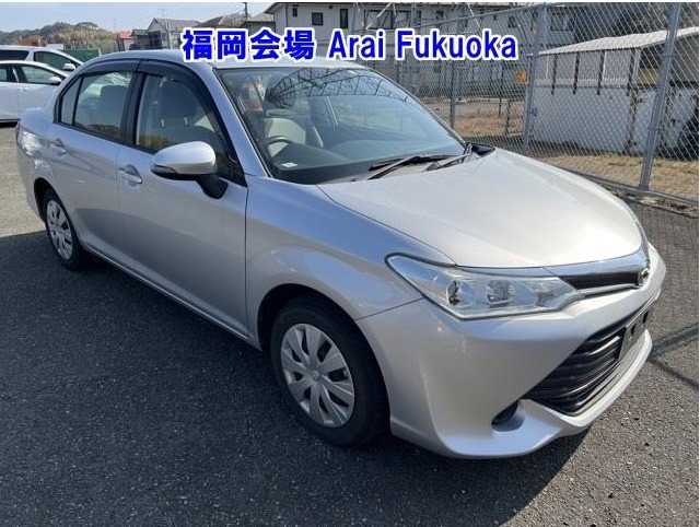 Toyota Corolla Axio 2016 Silver