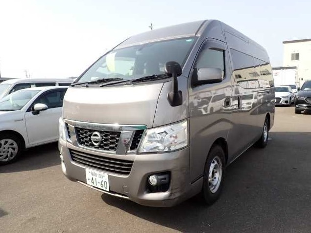 Nissan Carvan 2016 Brown