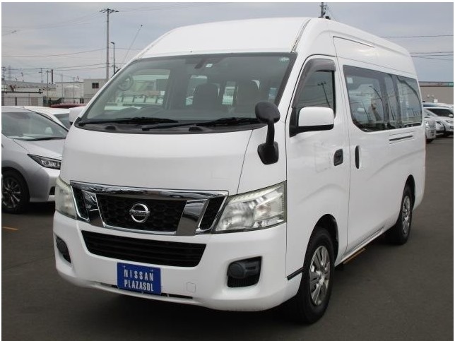 Nissan Caravan Van 2017 White
