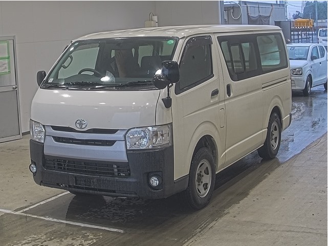 Toyota Regius ace Van 2016 White