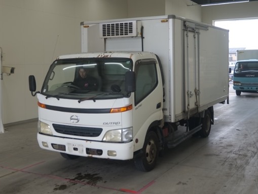 Hino Dutoro 2000 White