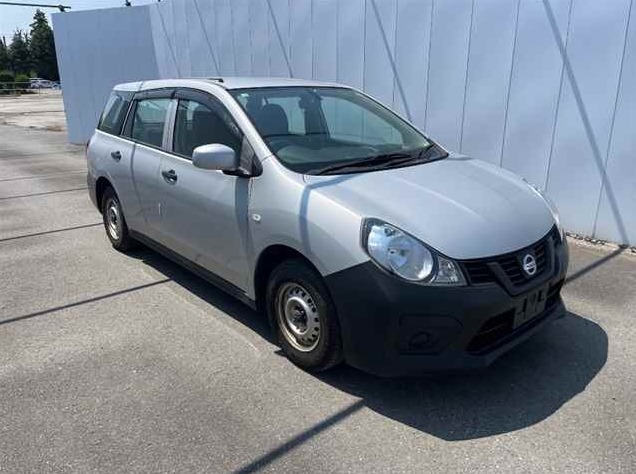 Nissan AD Van 2017 Silver
