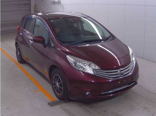 Nissan Note 2016 Respberry Red