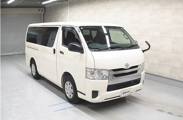Toyota Regius ace Van 2016 White