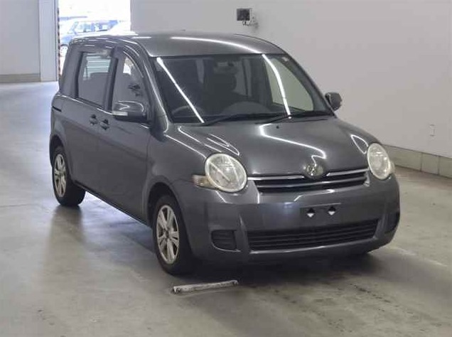 Toyota Sienta 2008 Grey