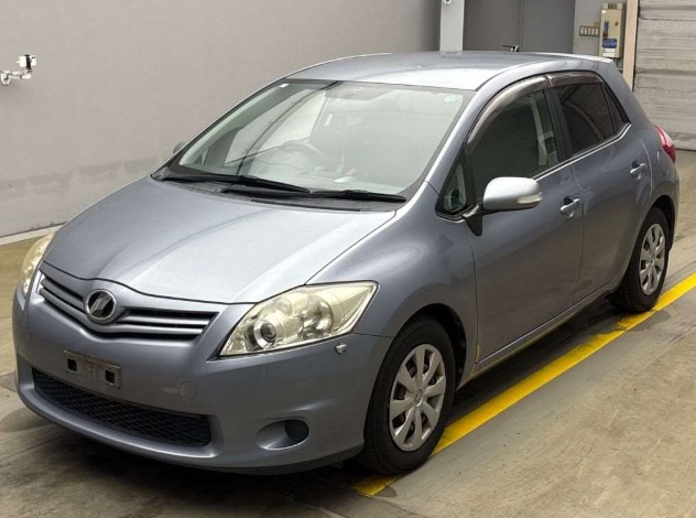 Toyota Auris 2010 Grey