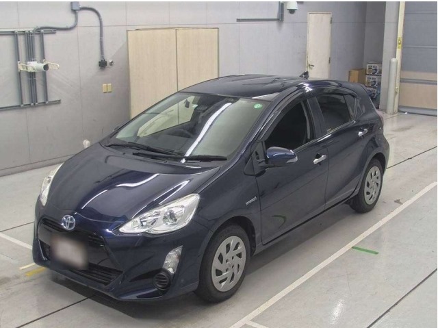 Toyota Aqua  2016 Blue