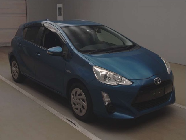 Toyota Aqua 2016 Blue